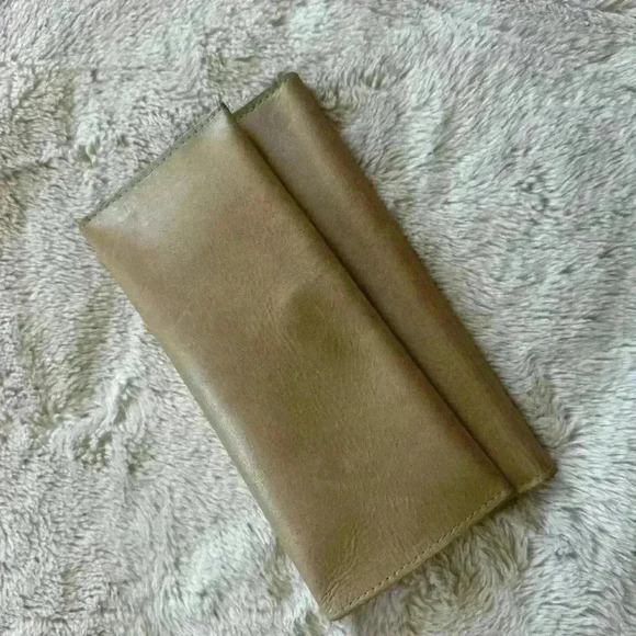 Able Leather Wallet in “Fog” - Picture 8 of 8